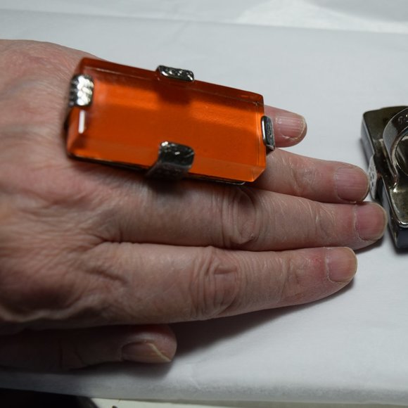 Huge Large Red METAL POINTUS Statement Ring Rare Size 7 - Picture 13 of 13